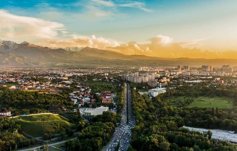 آلماتی، پایتخت تپنده قزاقستان